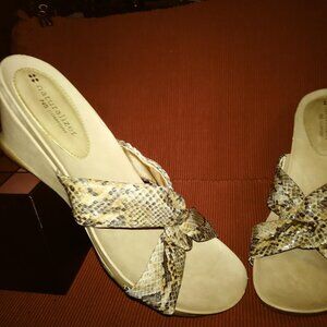 Naturalizer Snakeskin  Slides